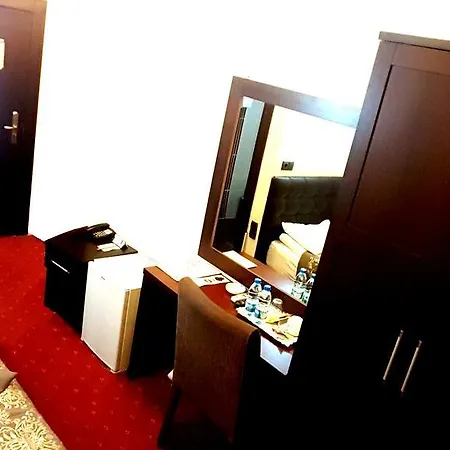 Отель Latifoglu 3*